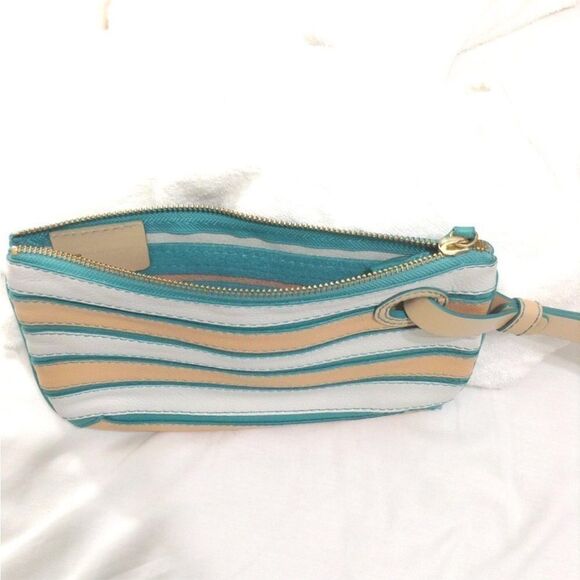 Anthropologie’s Pilcro and The Letterpress Leather Wristlet - Picture 6 of 7